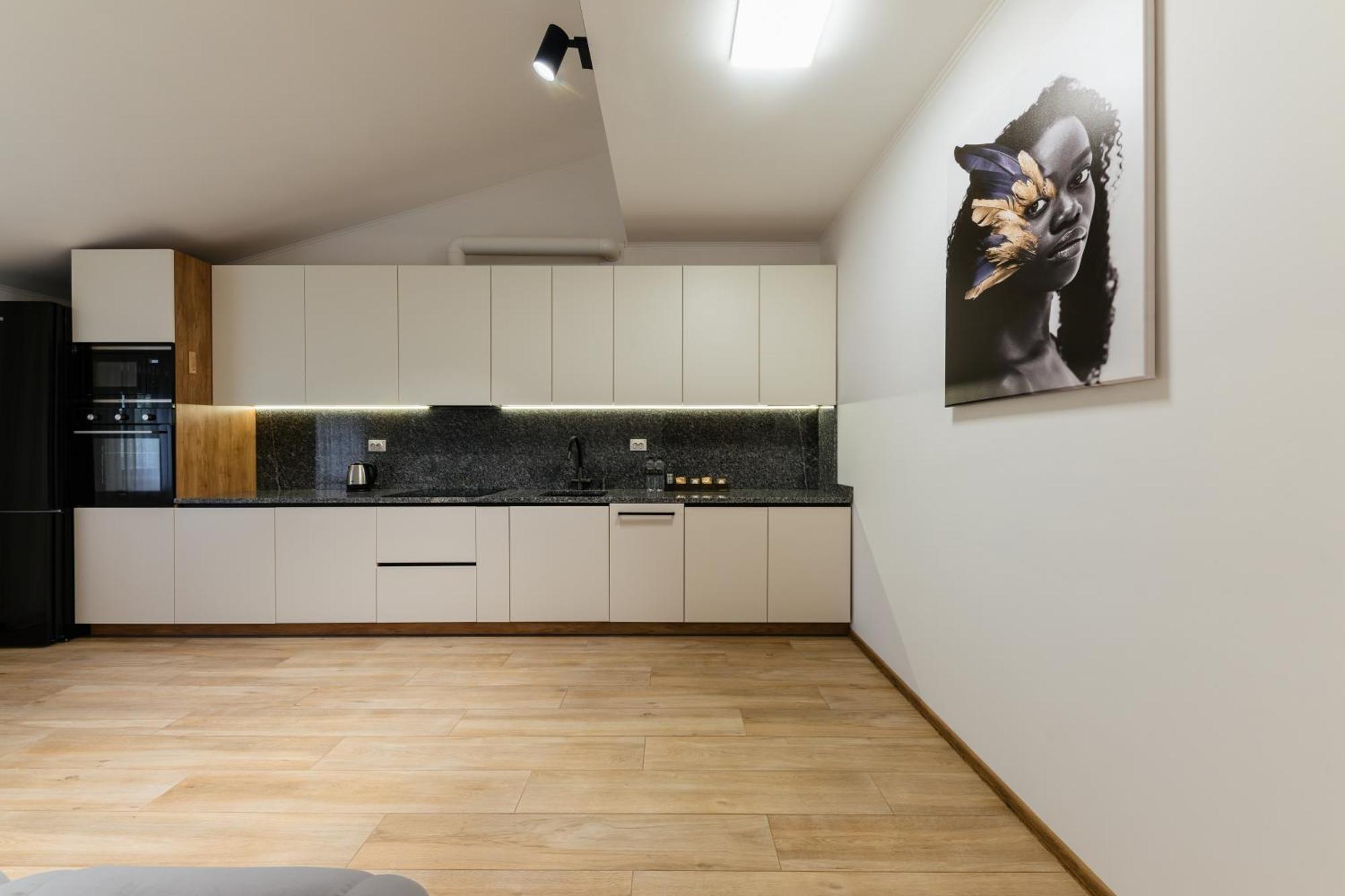 Luxury Apartments Uzhorod Екстер'єр фото