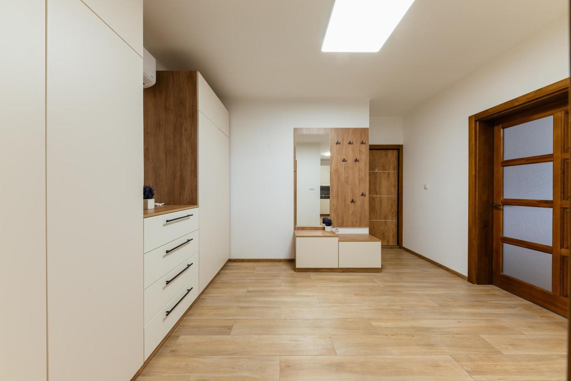 Luxury Apartments Uzhorod Екстер'єр фото