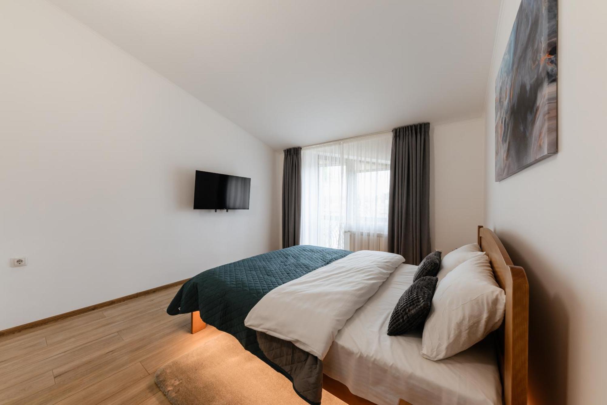 Luxury Apartments Uzhorod Екстер'єр фото
