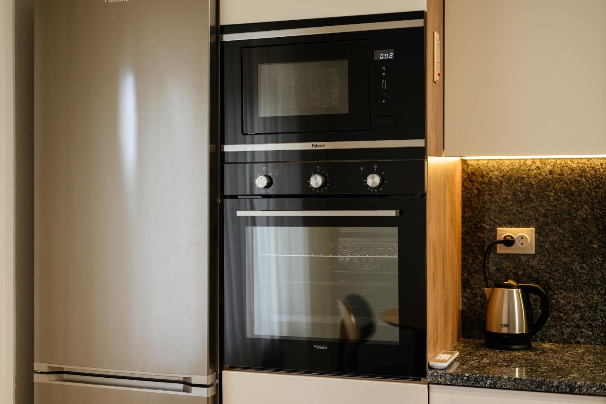 Luxury Apartments Uzhorod Екстер'єр фото