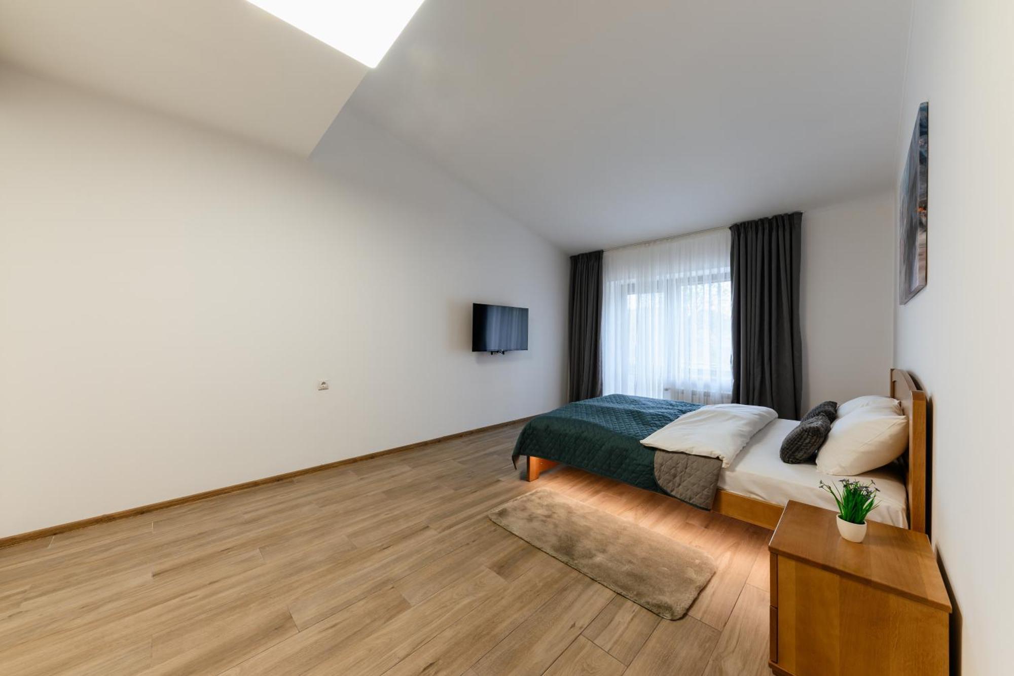 Luxury Apartments Uzhorod Екстер'єр фото
