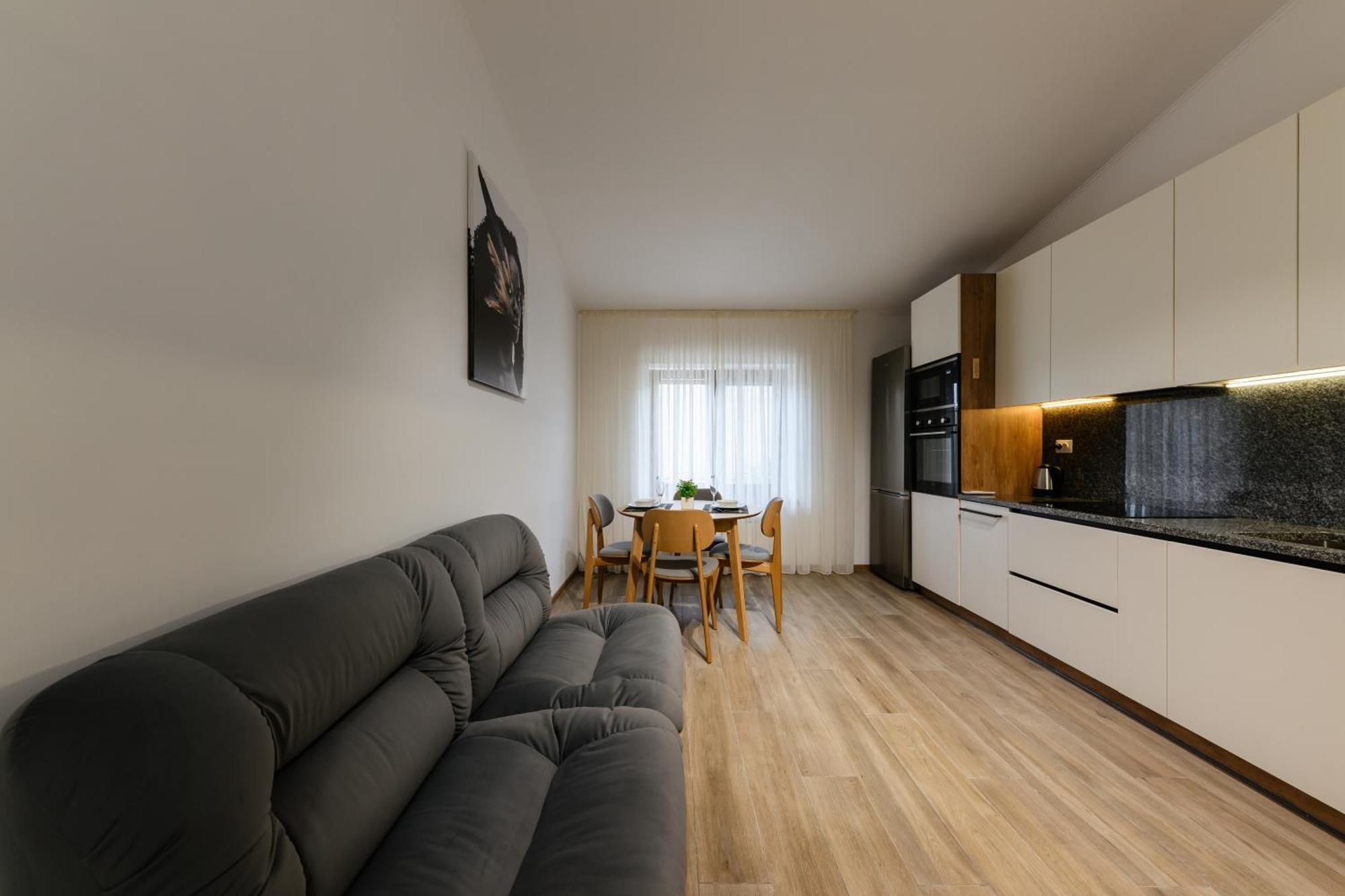 Luxury Apartments Uzhorod Екстер'єр фото