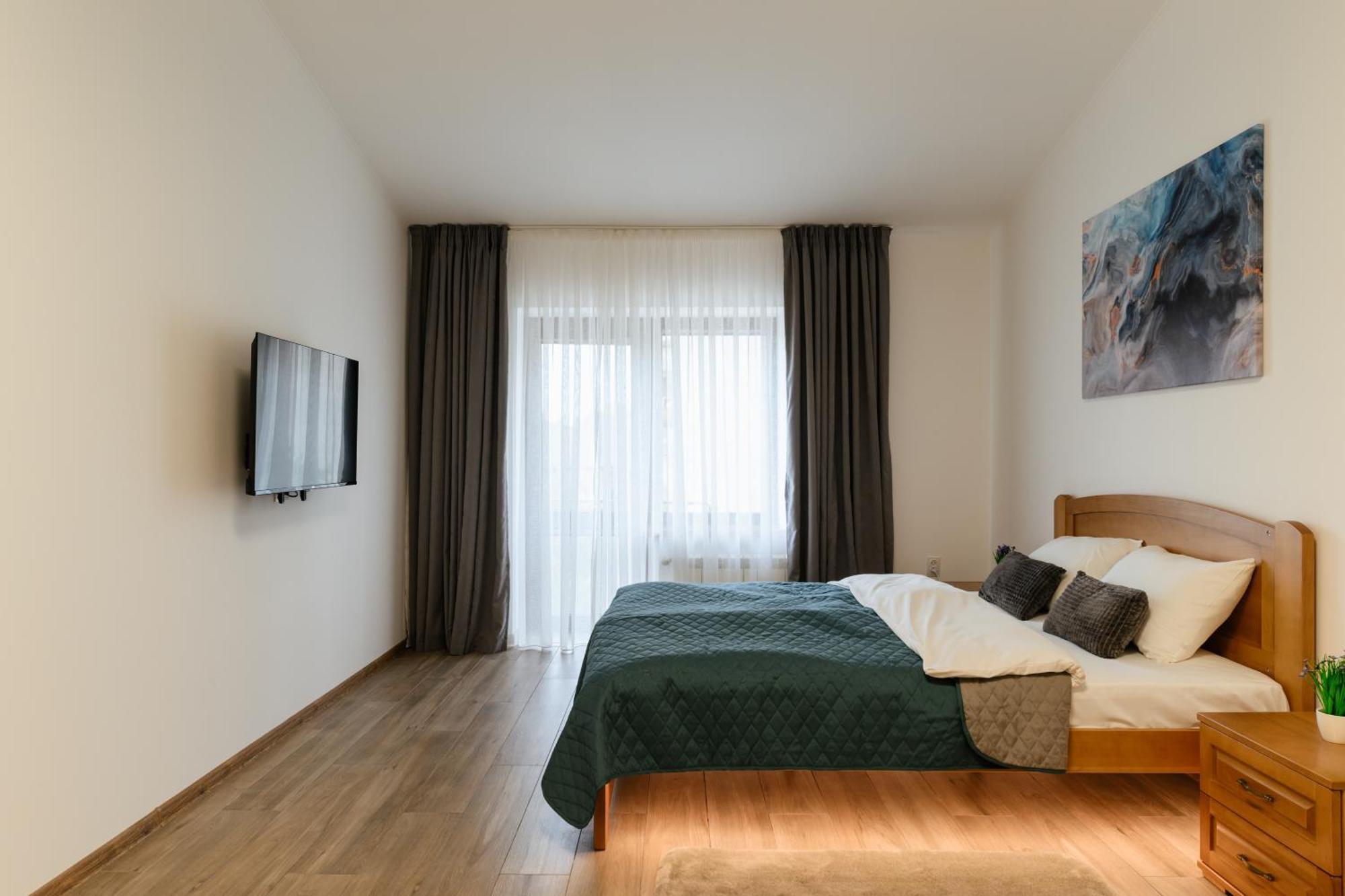 Luxury Apartments Uzhorod Екстер'єр фото