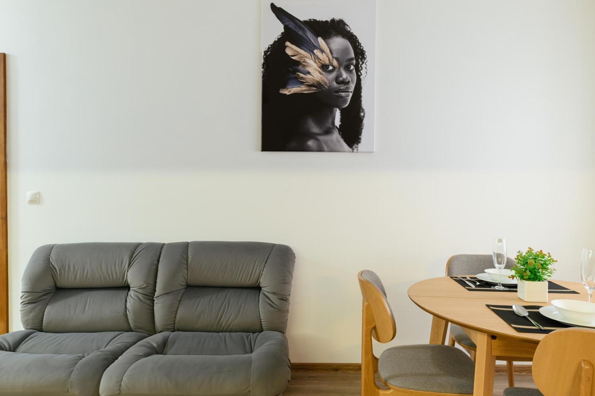 Luxury Apartments Uzhorod Екстер'єр фото